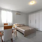 公寓 Amazing Apartment In Dubravice