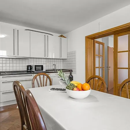 Stunning In Apartman *