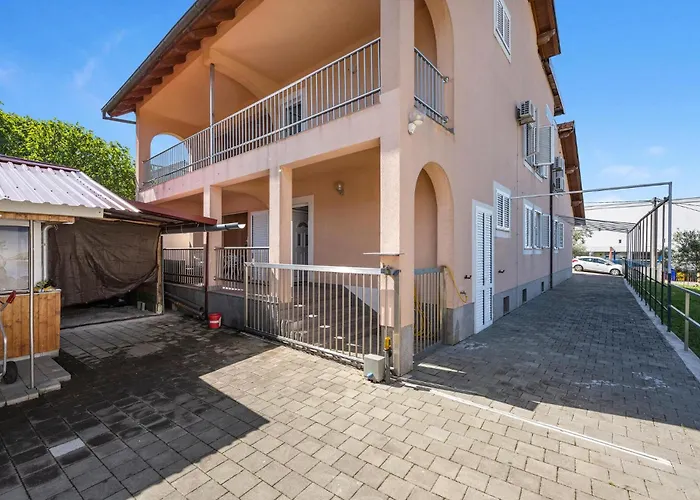 Apartamento Stunning In Dubravice