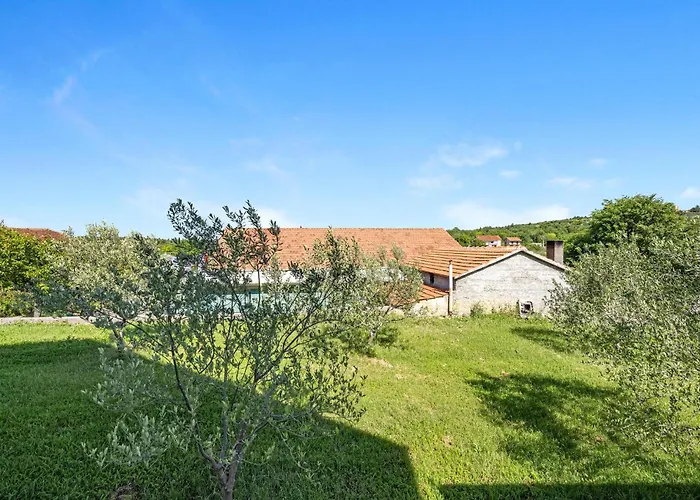 Stunning In Apartamento Dubravice